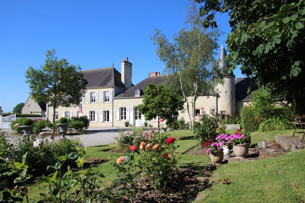 Manoir De Turqueville Les Quatre Etoiles Bagian luar foto